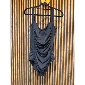 L.L. Bean Women Bathing suit 18W‎ REG Black Ruched One Piece Swimsuit